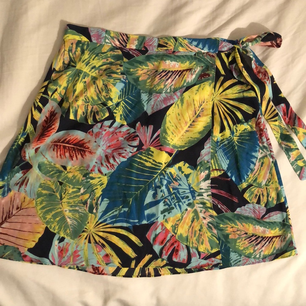 BCBG tropical skirt